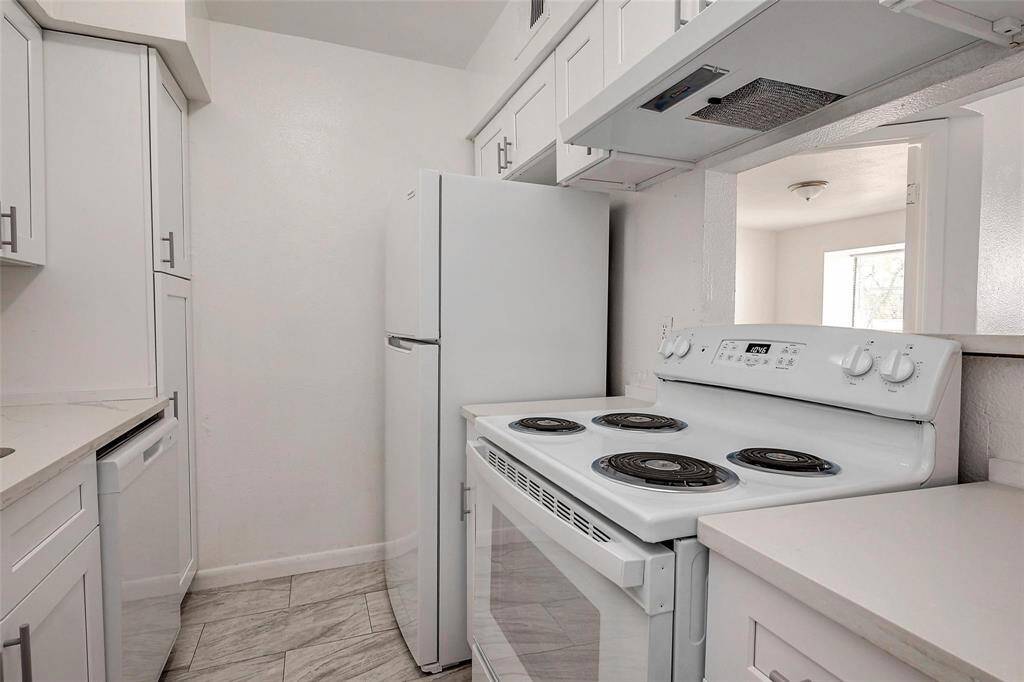 New Stove and Refrigerator