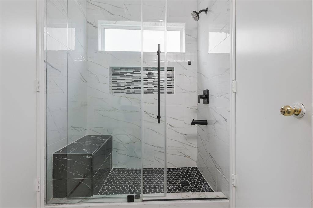Guestroom En-Suite