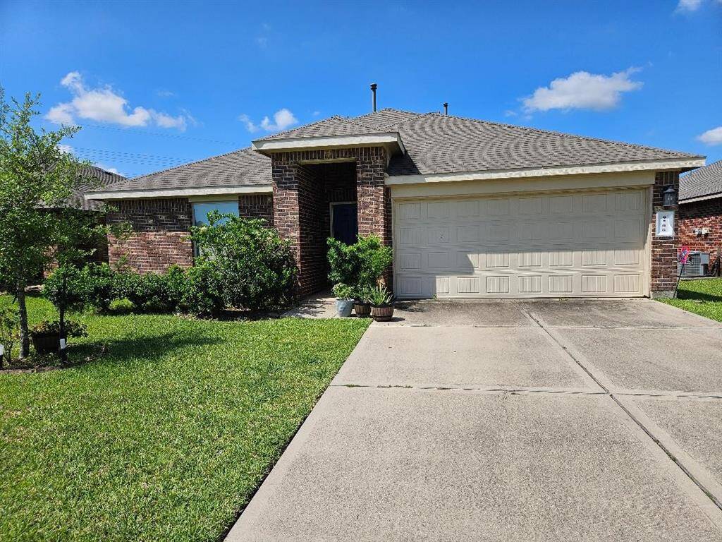 WELCOME TO 9506 GREEN MAPLE!