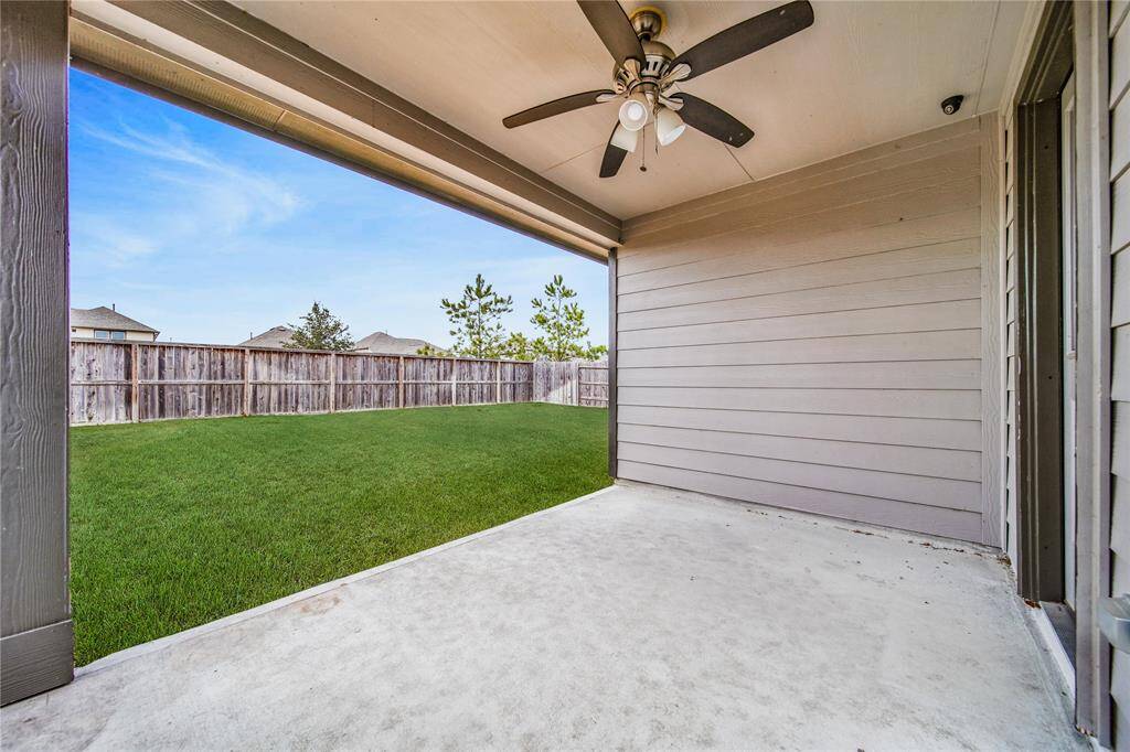 Featuring a Great Location that Enjoys the Amenities of Both Richmond and Katy that Include: Top Schools-Shopping-Dining-Entertainment-Quick Access to Major Roads and Hwy's-Hospital Systems-Houses of Worship-and So Much More! See this Move-In Ready Home Today!