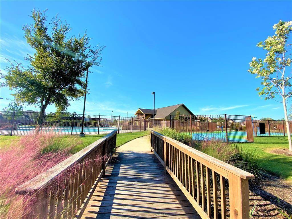 Enjoy a walk or Run on the Scenic Trail Along the Lake.