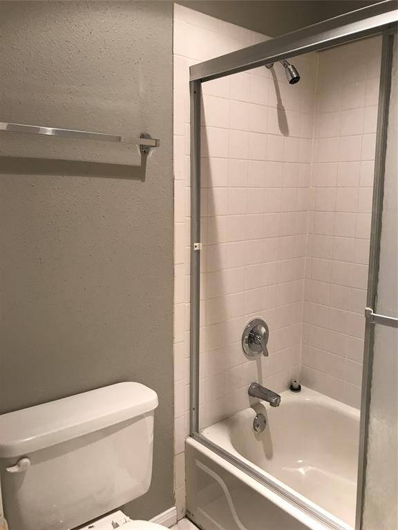 2nd bathroom