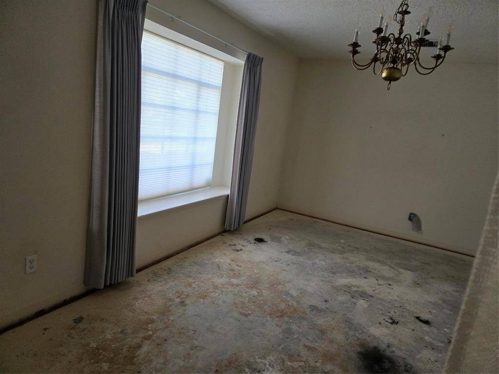 Formal room view 1