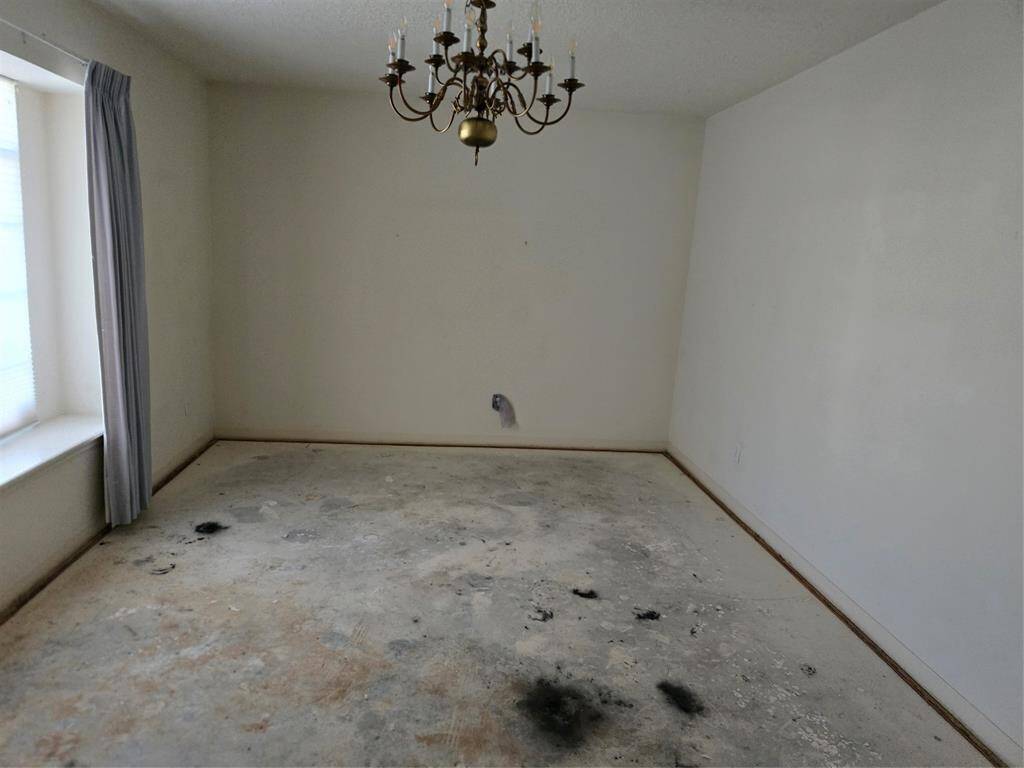 Formal room - view 2