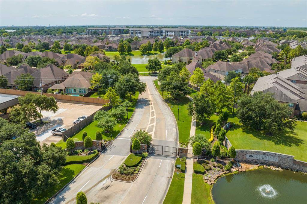 Gated  community with lovely lakes and walking trails.