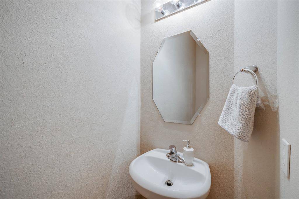 Half bath with pedestal sink