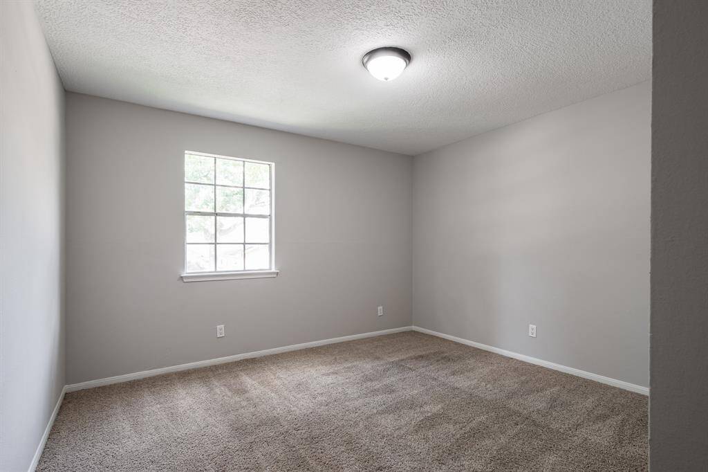 Forth bedroom.