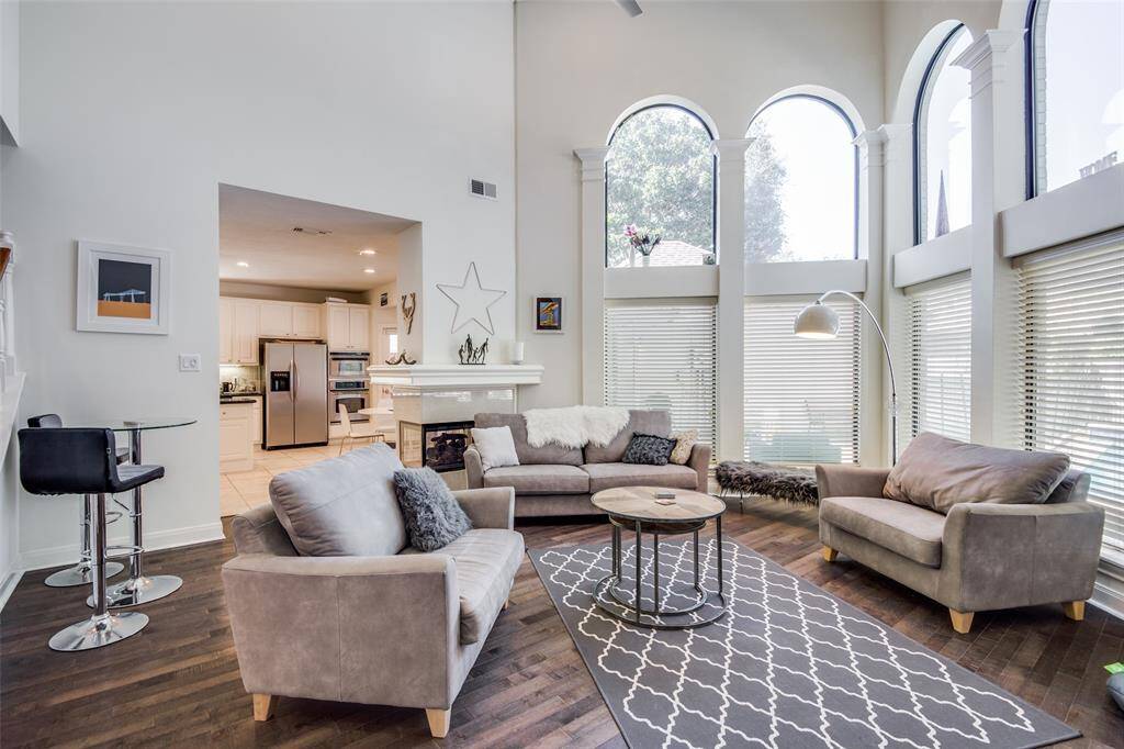 From this angle, you have another view of the family room, kitchen and breakfast room.