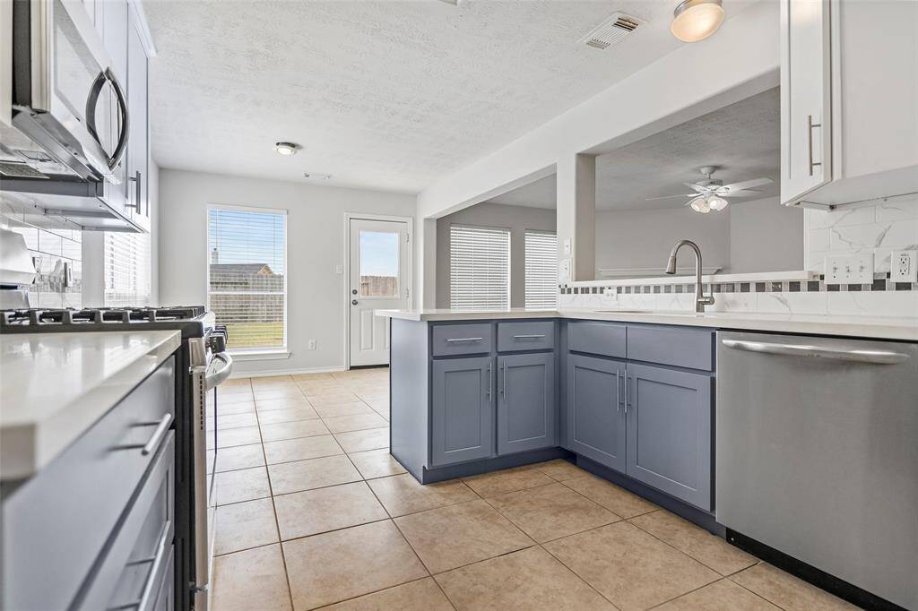Quartz counters