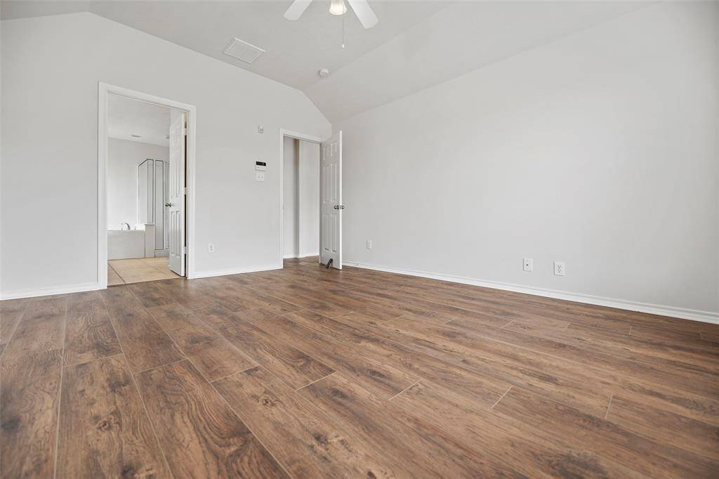 Primary suite