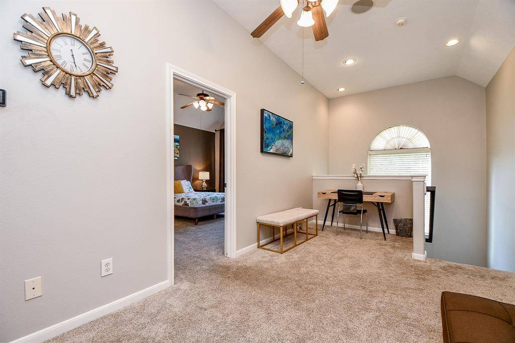 Master Bedroom in the background.