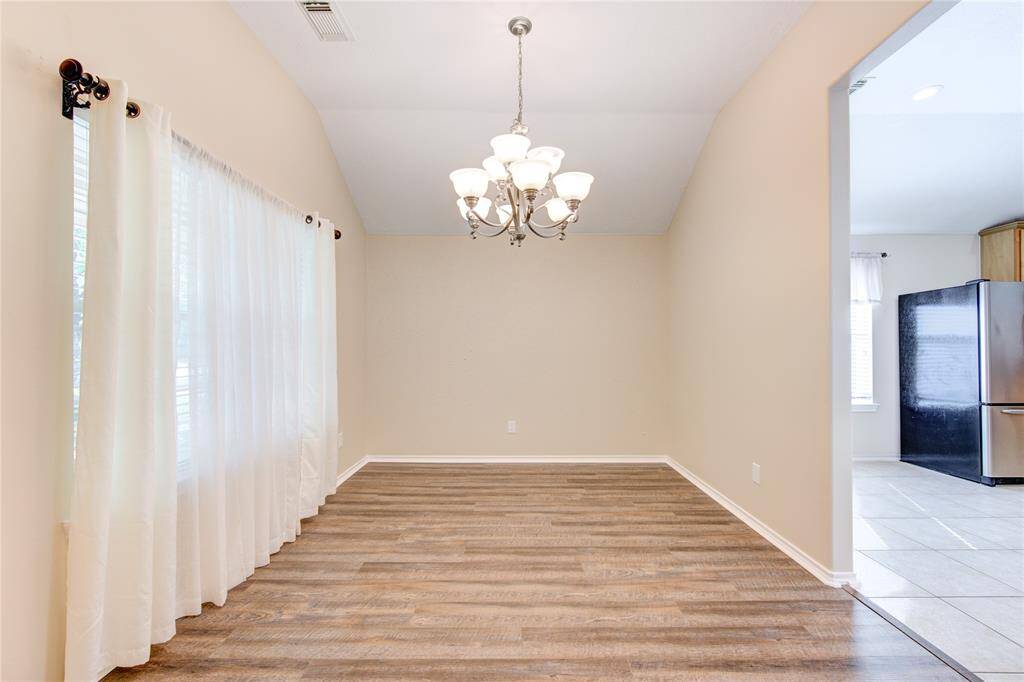 dining off entry with doorway to kitchen