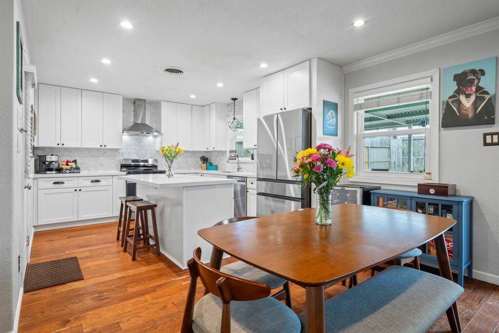 Dining area open to kitchen