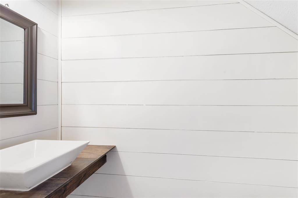 Guest bathroom