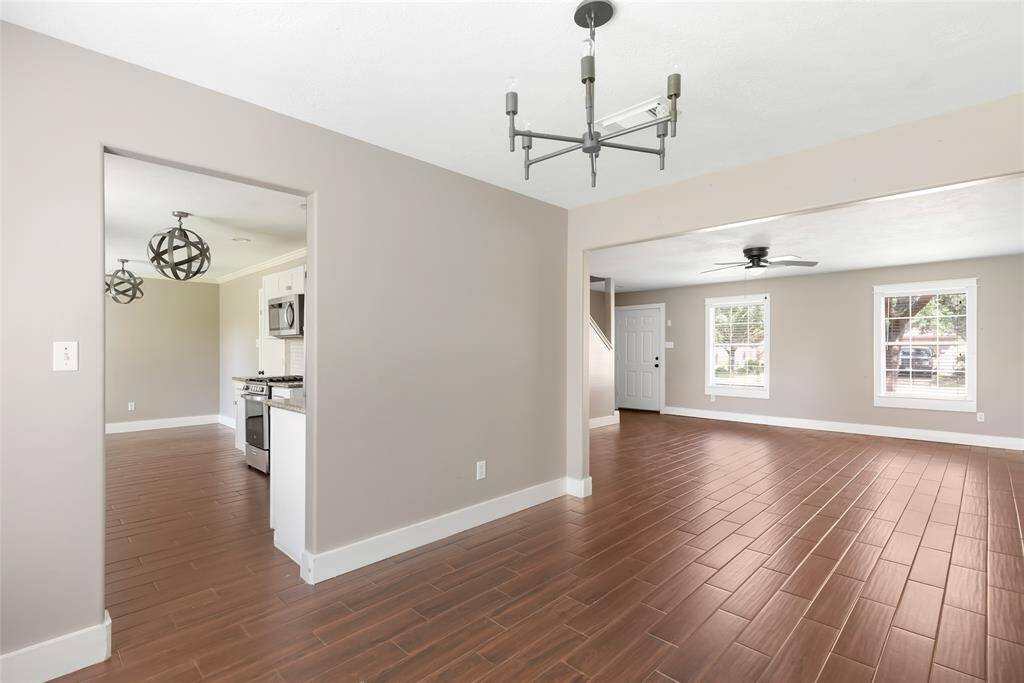 Formal dining room