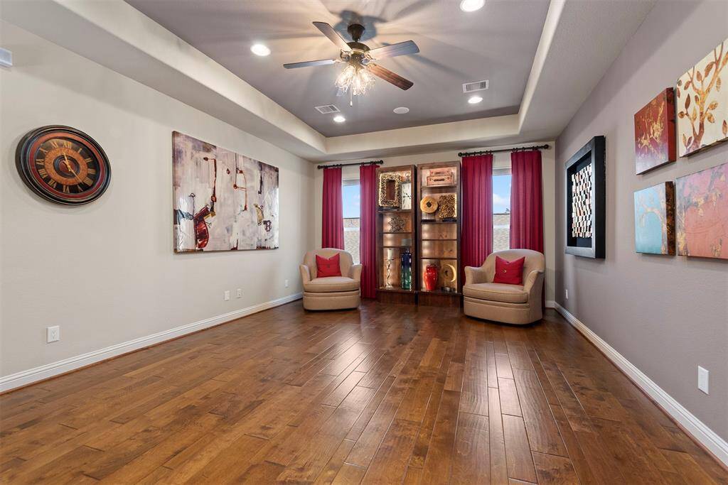 Game room upstairs