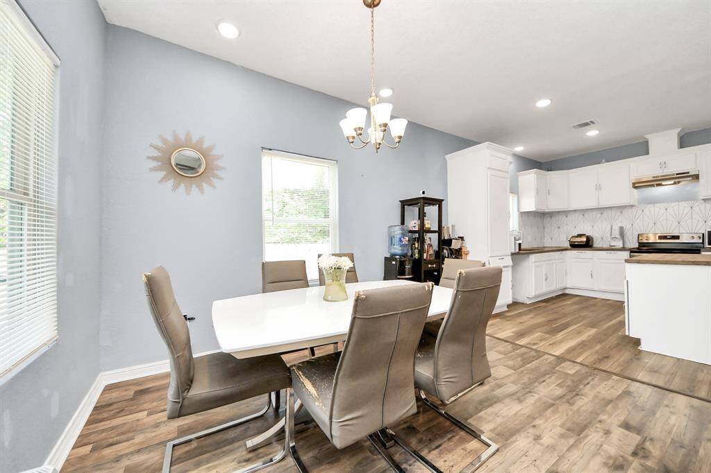 This 3 Bedroom, 2 Bath home offers open living concept with wood-like floors throughout. Stylish island kitchen with stainless appliances & decorative backsplash. Refrigerator, Washer & Dryer Included!. Close proximity to University of Houston, TSU, Midtown, Downtown, Eado and Medical Center. Easy access to I-69, HWY 288, I-45. Conveniently located near dining, shopping, museums, sports venues & entertainment!