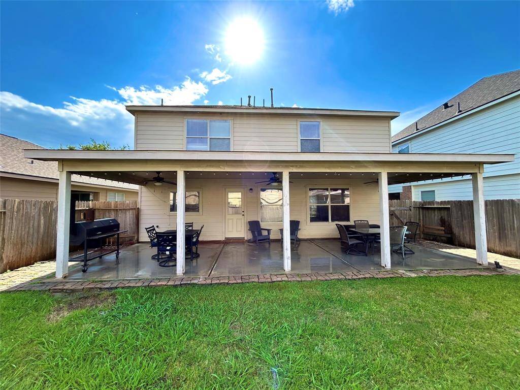 Amazing great size backyard with upgraded oversized covered patio. Covered patio is wired for electricity and has 3 outdoor ceiling fans.