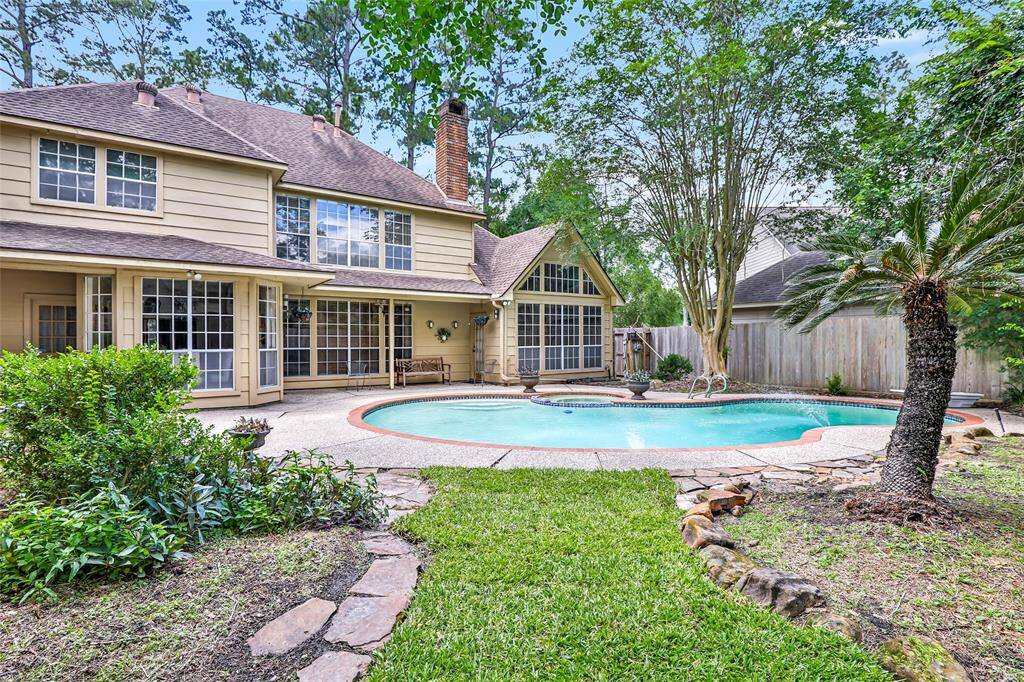 Welcome to your backyard oasis with room to entertain.