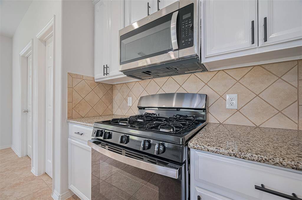 Stove/oven, microwave and dishwasher were replaced in August/September 2024 for a fresh, updated kitchen experience.