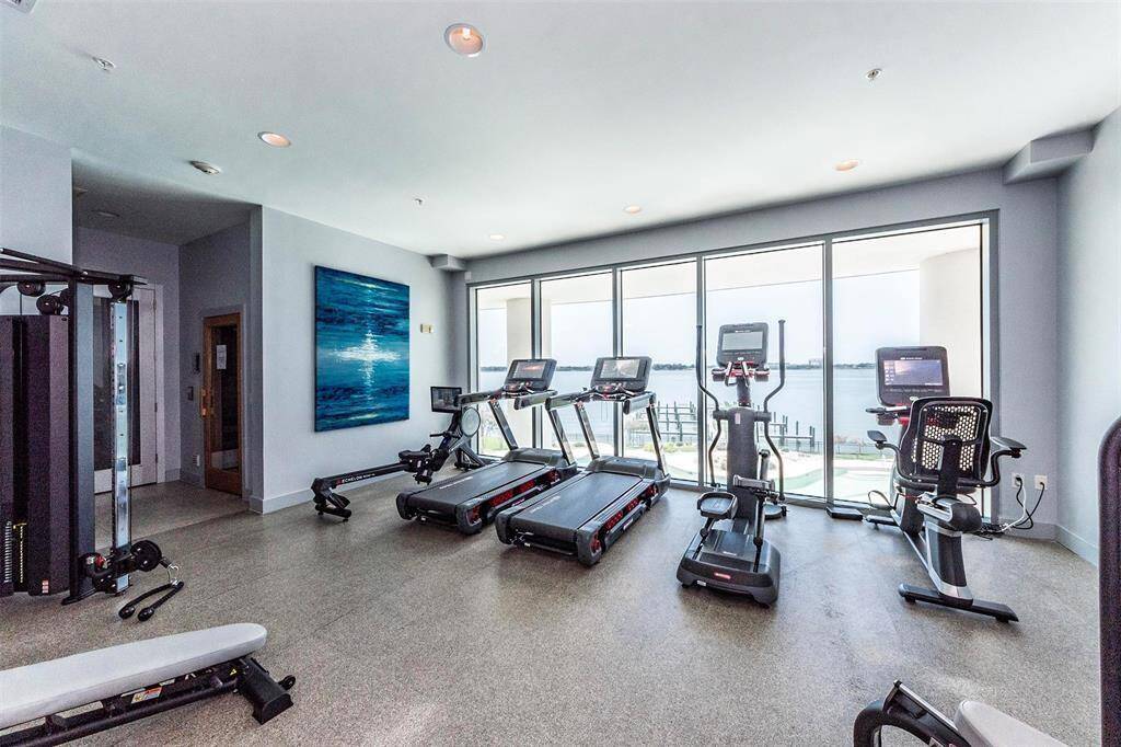 RESIDENTS' GYM