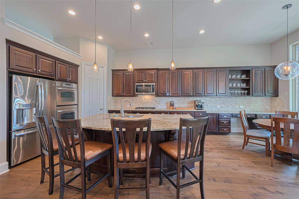One final look at this amazing kitchen!