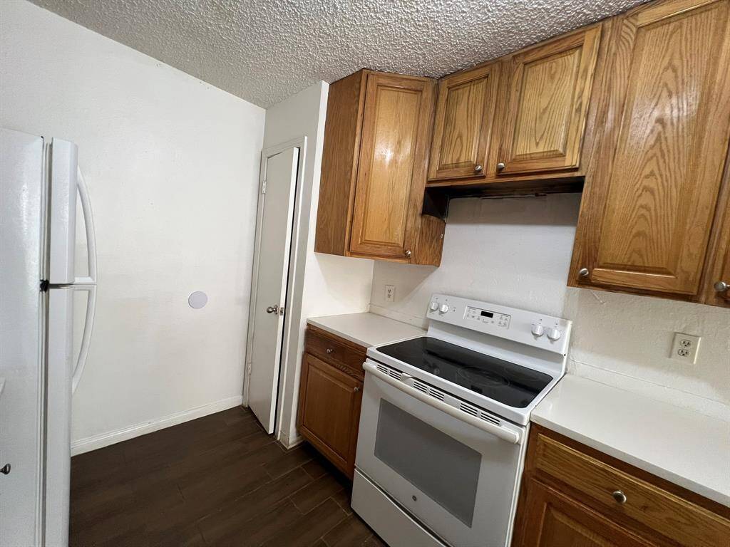 All appliances are staying with the home.