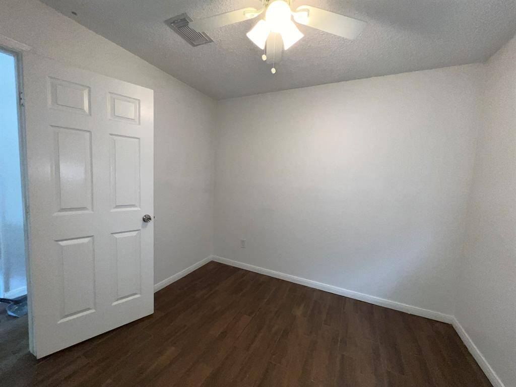 Wow, another bedroom!!