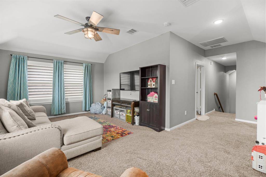 This expansive and versatile game room offers endless possibilities to suit your lifestyle. Whether you envision a gaming lounge, children’s playroom, or an entertainment hub for gatherings, there’s ample space to bring your vision to life with room to spare for gaming tables or activity zones.