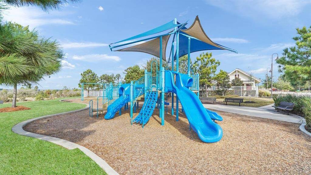 Bring the kids to enjoy this great playground as part of Water Crest at Lake Conroe amenities.