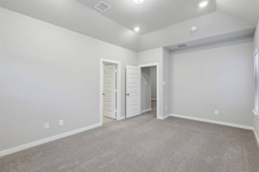 Photo is not of the actual home, but is an inspirational photo of builder’s model home and may depict options, furnishings, and/or decorator features that are not included