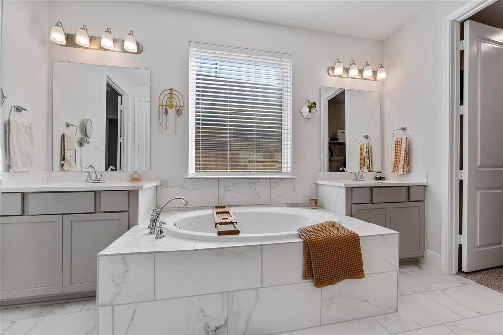 Mud and laundry room