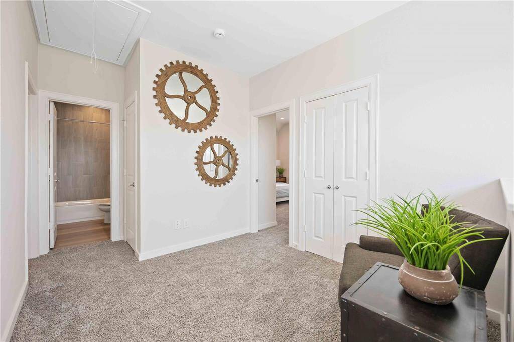2nd Floor Hall View: Flex/Office/Study Area and Secondary Full Bathroom