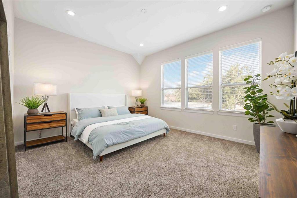 2nd Floor Primary Bedroom