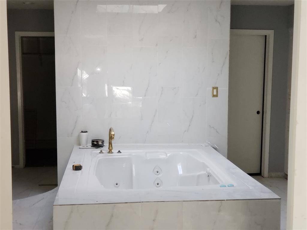 Master bath