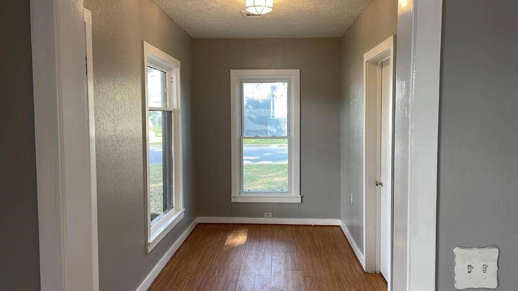 Pictures taken on January 2024 before tenant moves in