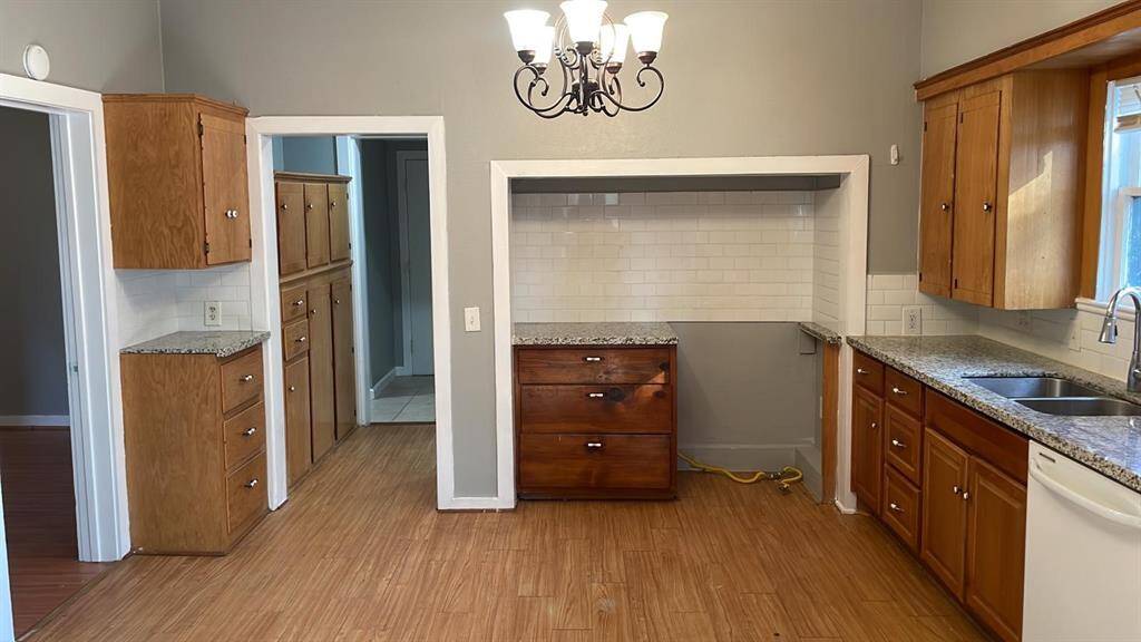 Pictures taken on January 2024 before tenant moves in