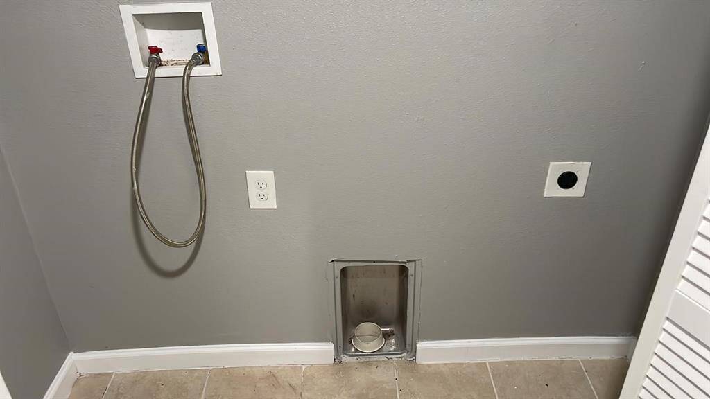 Pictures taken on January 2024 before tenant moves in