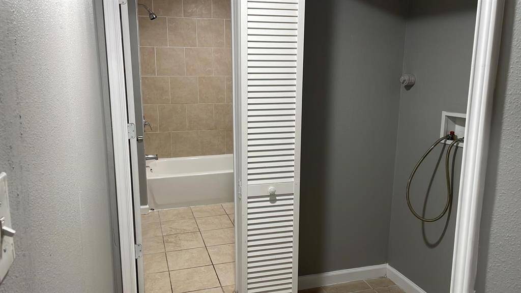 Pictures taken on January 2024 before tenant moves in