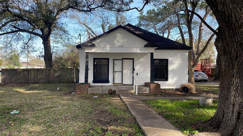 Pictures taken on January 2024 before tenant moves in