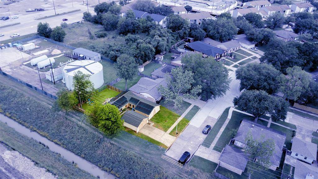 Property Image 35