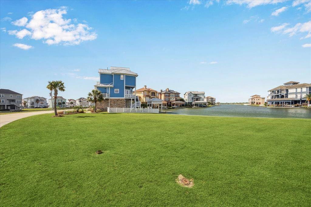 An ideal space to add a pool or create your own custom outdoor entertainment area—yours to design and enjoy!