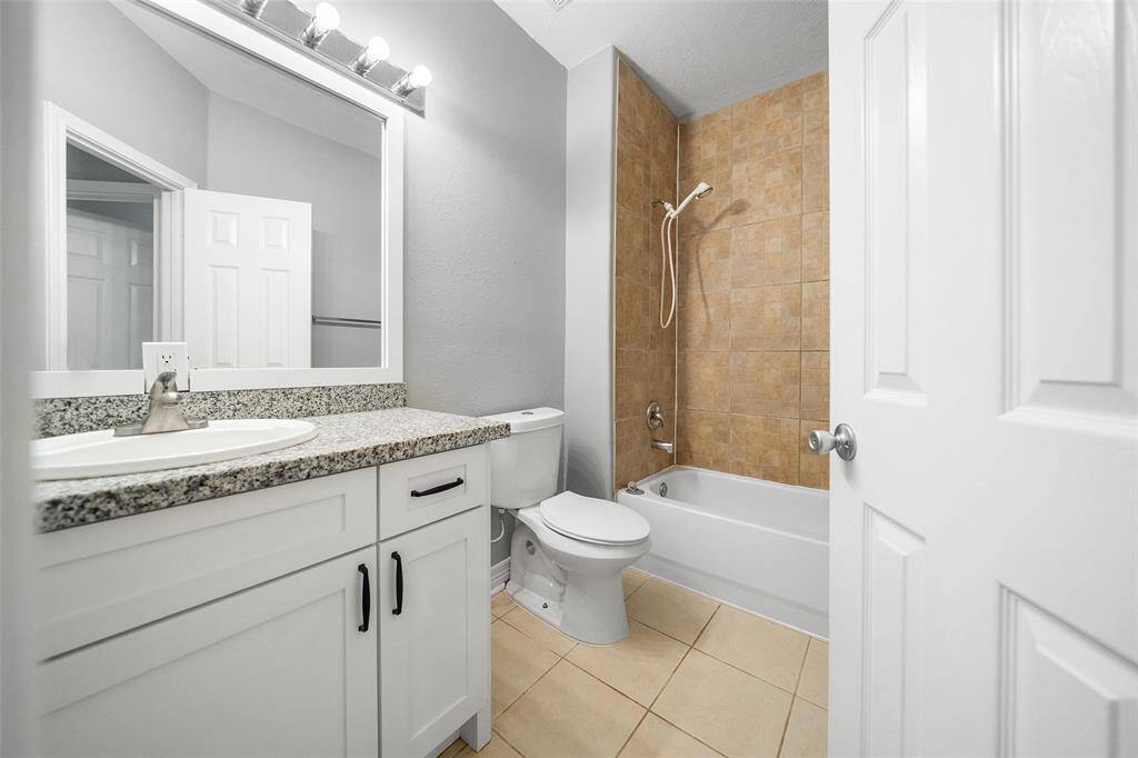 Guest Full bath