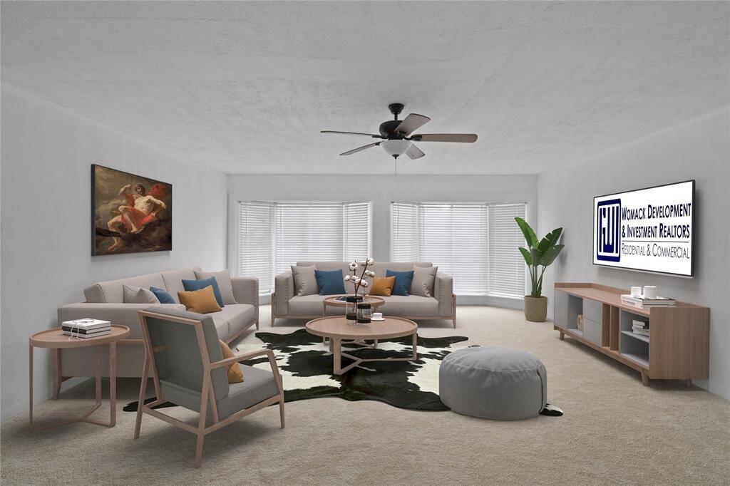Spacious Family Room