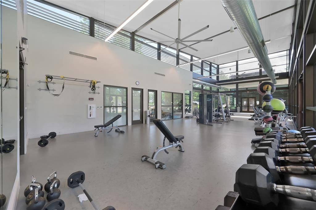 The community fitness center is fully equipped with up-to-date gym equipment, a virtual instructor for guided workouts, and a designated kids’ area—making it easy to focus on your fitness goals.