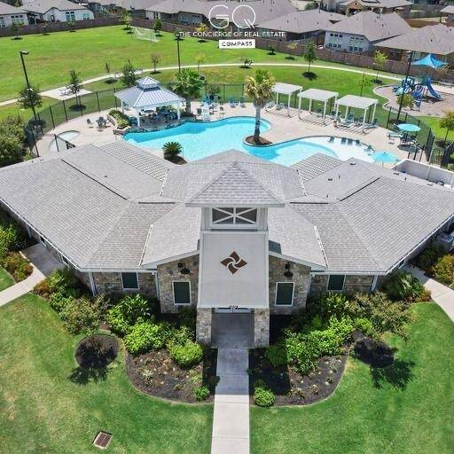 Club house, several pools