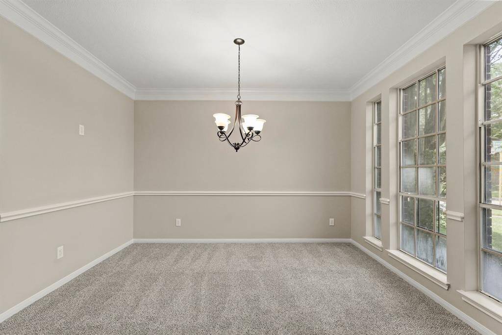 Formal Dining