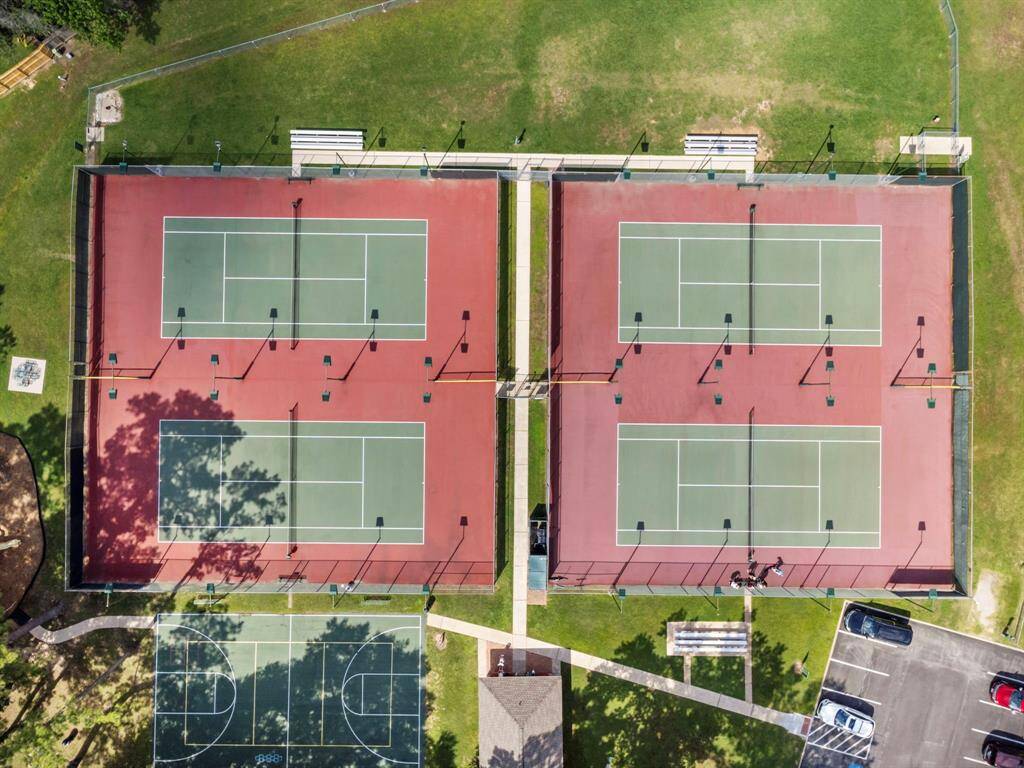 Neighborhood Tennis Courts