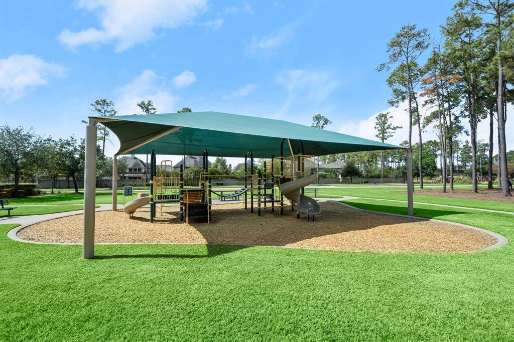One of the many playgrounds around the neighborhood.