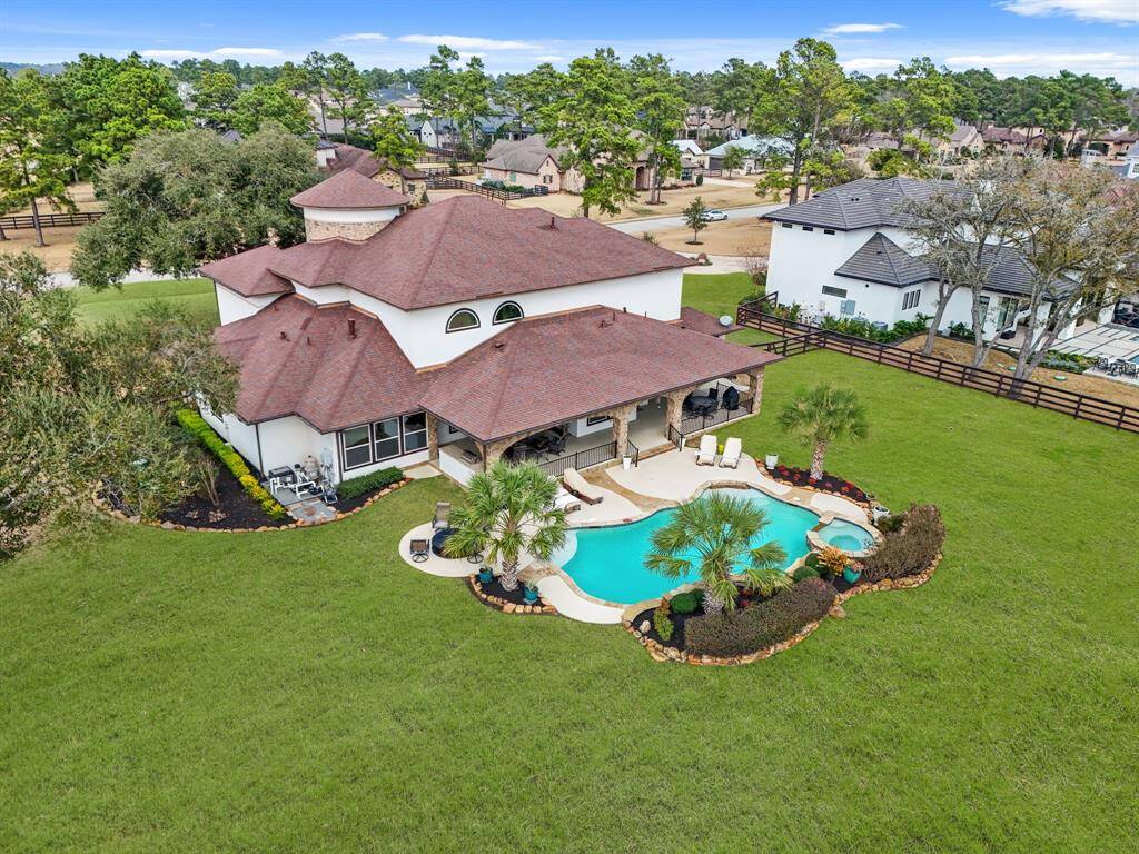 Your backyard oasis awaits! The spacious Backyard is perfect for both play and relaxation, it's the ideal space to create lasting memories.